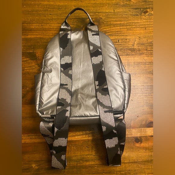 Jessica Simpson Puffer Backpack - Picture 4 of 5